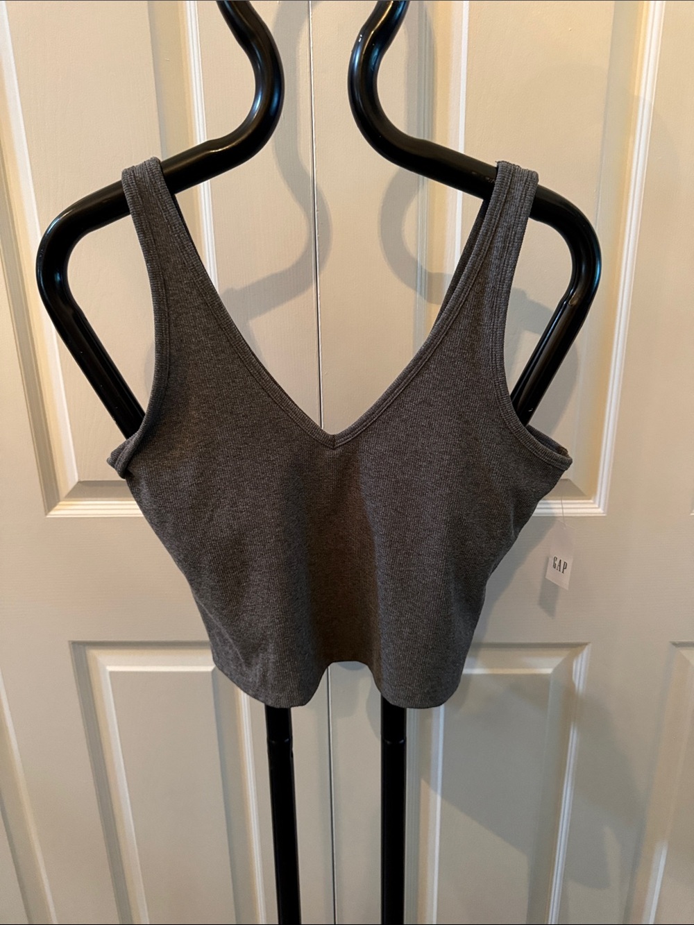 Gap fit V-neck sports brami size large lined nwt